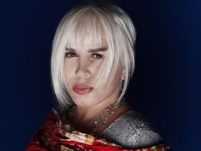 Şahane Bir Şey Yaşamak İsimli Şarkısıyla Tepki Çeken Ünlü Sanatçı Sezen Aksu’ya Milli Beka Hareketi Başkanından Tehdit!