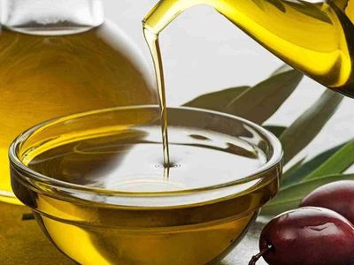 Sahte zeytinyağı ölüm saçıyor! Zeytinyağı adı altında yeşil boya satılıyor