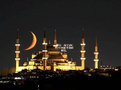 Sahurda ezan okunurken su içmek orucu bozar mı? Niyet ettikten sonra su içilir mi? Sabah ezanına kadar su içilir mi?