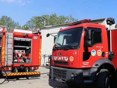 Sakarya’da Boyahanede Yangın Meydana Geldi