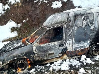 Sakarya'da üşüdüğü için ateş yakan adam, yanarak hayatını kaybetti