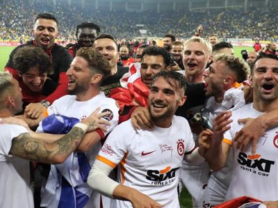 Şampiyon Galatasaray'dan Devler Ligi harekatı: Sol bek bölgesine sürpriz isim
