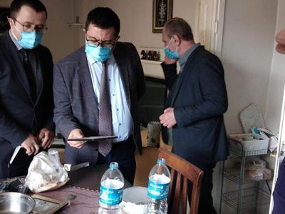 Samsun’da Evi Yanan Ailenin Yardımına Kaymakam Yetişti