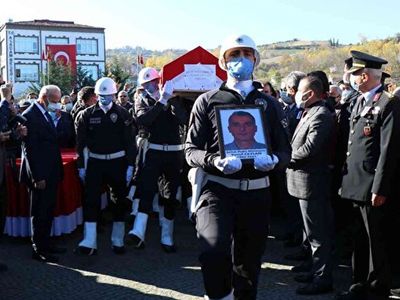 Samsun'da İmam Baba'nın Zorlu Görevi! Şehit Olan Oğlunun Cenaze Namazını Kıldırdı!