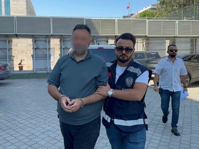 Samsun’da kafe önünde bıçaklı kavga: 3 yaralı, 1 kişi adliyeye sevk edildi