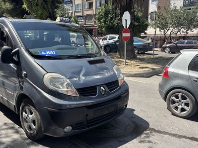 Samsun'da Kamyon ile Dolmuş Çarpıştı: 4 Yaralı