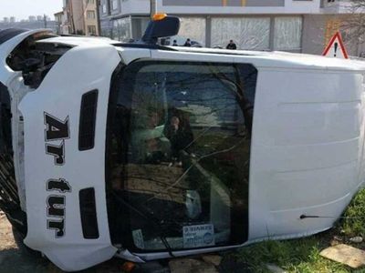 Samsun'da öğrenci servisi kaza yaptı: Çok sayıda öğrenci yaralandı