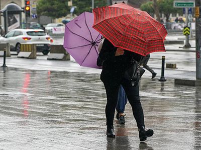 Samsun’da sağanak yağış etkisini artırdı: Eğitime 1 gün ara verildi