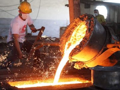 Sanayi ihracatta rekora koştu: 7 sektör ipi çekiyor