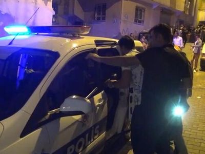 Şanlıurfa'da, oğulları tarafından bıçaklandı, ardından silahına davranarak oğullarını vurdu!