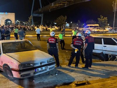 Şanlıurfa’da otomobil kaldırımdaki yayalara daldı: 5 çocuk hayatını kaybetti, 3 yaralı var