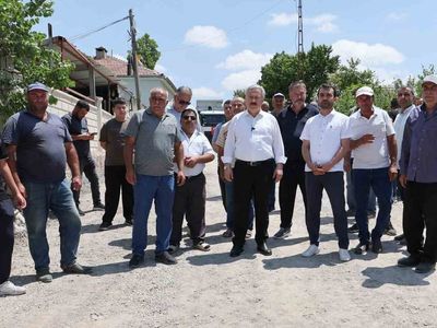 Sarımsaklı Mahallesi'nde altyapı ve sosyal tesis çalışmaları devam ediyor