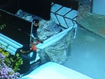 Sarıyer'de Motor Çalarken Görüntülenen Hırsızlar Bu Kez Sultanbeyli'de Kameralara Yakalandı!