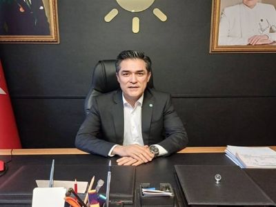 Satuk Buğra Kavuncu kimdir, nereli ve kaç yaşında? İYİ Parti İstanbul Büyükşehir Belediye Başkan adayı Mehmet Satuk Buğra Kavuncu hangi görevlerde bulundu? Buğra Kavuncu hayatı ve biyografisi