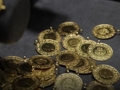 Savaş Piyasaları Vurdu: Gram Altın 8 Bin TL’ye Dayandı