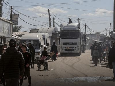 Savaşın Gölgesinde Açlık Tehlikesi: Gazze’ye Gıda Sevkiyatı Durma Noktasında