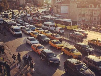 Scooter kullanıcıları için yeni düzenleme yapıldı: Akşam saatlerinde reklektif giysiler giymek zorunlu olacak