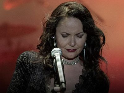 3 Haziran’da İstanbul’da Konser Vereceğini Duyuran Şebnem Ferah’ın Biletleri 12 Dakikada Tükendi