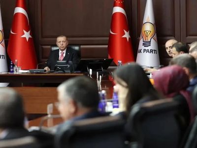 Seçimden sonra öz değerlendirme: AK Parti sahaya iniyor! 81 ilde tek tek anket yapılacak!