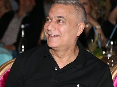 Seda Sayan'ın yedinci kez evlenmesine takılan Mehmet Ali Erbil bu kez de yakın arkadaşını övmeye doyamadı