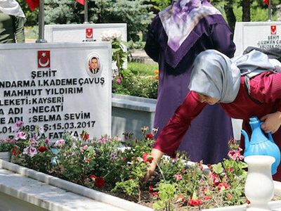 Şehit Aileleri Bayramda Sokağa Çıkma Kısıtlamasından Muaf Tutulacak