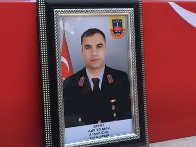 Şehit Jandarma Uzman Çavuş Adil Yılmaz Dün Son Yolculuğuna Uğurlandı! Cumhurbaşkanı Erdoğan Taziye Mesajı Yayınladı