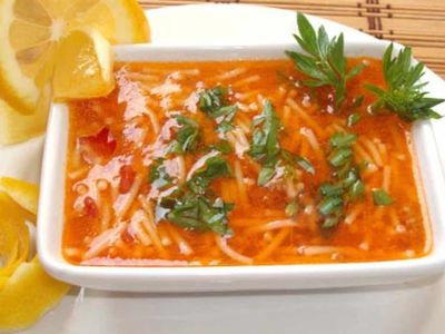 Şehriye çorbası tarifi : en güzel ve lezzetli şehriye çorbası nasıl yapılır? Şehriye çorbası malzemeleri ve pratik tarifi