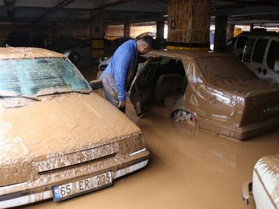 Sel felaketinde can kaybı sayısı yükseliyor: Bakanlıktan açıklama geldi