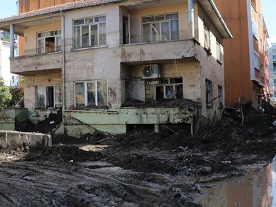 Sel Suları Çekildi Korkutan Manzara Ortaya Çıktı