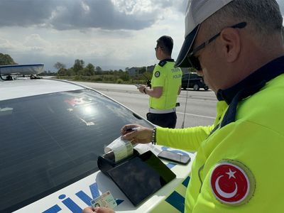 Selektörle radar uyarısına kesilen cezalar iptal edildi!