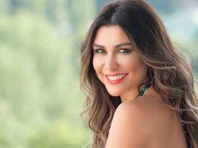 Selen Görgüzel’den ABBAS şarkısına olay klip