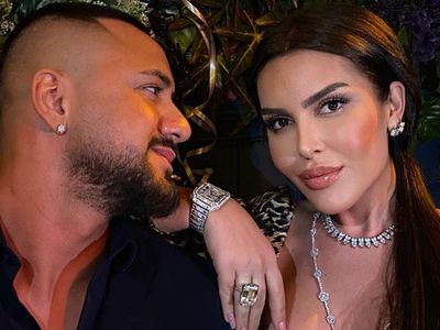 Selin Ciğerci'den Özel Hayatıyla İlgili Olay Yaratan İtiraf: Evde Her Yerim Ayrı Oynar!