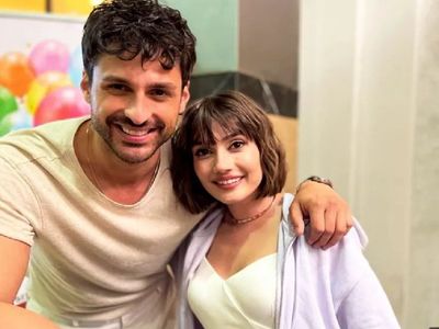 Seni Kalbime Sakladım dizisinde büyük gelişme! Zeynep ve Civanmert çifti “The Most Commented Dizi Couple Worldwide” birinci oldu