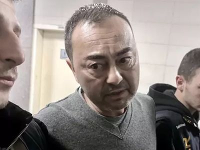 Serdar Ortaç'ın ev hapsinin bedeli ağır oldu!