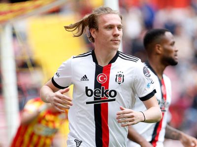 Serdar Saatçi neden kadro dışı bırakıldı? Serdar Saatçi Beşiktaş’ta kadro dışı bırakılan oğlu Serdar Saatçi hakkında konuştu!