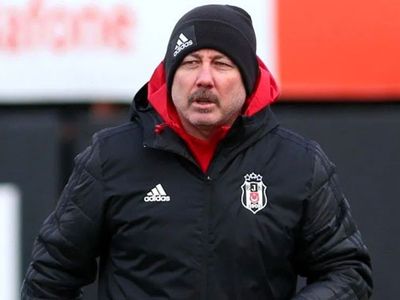 Sergen Yalçın'dan Takımla Kritik Toplantı