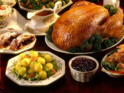 Sevdiklerinizle kurduğunuz yılbaşı sofralarına aman dikkat! Geceniz heba olmasın!