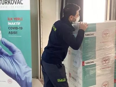 Sevkiyat Başladı: Yerli Aşı TURKOVAC’ın Yeni Serileri 81 İle Gönderilmek Üzere Yola Çıktı!