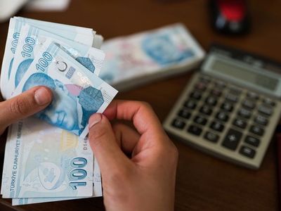 SGK borcu olanın maaşından yüzde 25 kesilecek