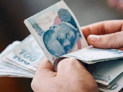 SGK’dan EYT’lileri ilgilendiren açıklama: Emekli maaş hesaplama tablosu açıldı