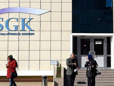 SGK’dan memur ve esnaf açıklaması: İddialar gerçeği yansıtmamaktadır