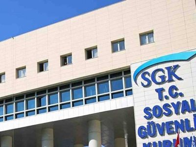 SGK'dan vatandaşın yüzünü güldürecek yeni hizmet! Başvuru yapanların hesaplarına karşılıksız 51 bin TL yatıyor