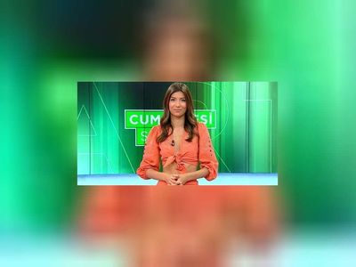 Show Tv magazin programın yeni sunucusu Sezgi Sena Akay kimdir? Show Tv magazin programında sürpriz ayrılık! Magazin programın yeni sunucusu güzelliğiyle herkesi büyüledi