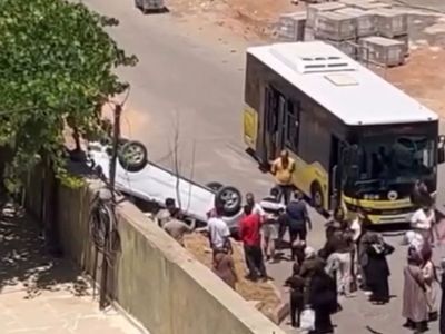 Siirt’te belediye otobüsü ile hafif ticari araç çarpıştı: 1 yaralı