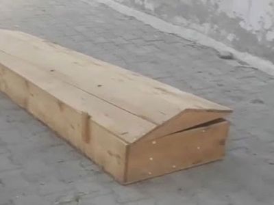 Siirt'te Cadde Ortasında Görülen Boş Tabut Panik Oluşturdu