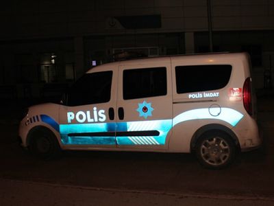 Silahını temizlemek isteyen polis 8 yaşındaki çocuğu vurdu
