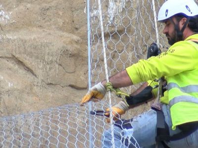 Silivri'de Kuş Ölümlerine Sebep Olan Çelik Ağlar Kesiliyor
