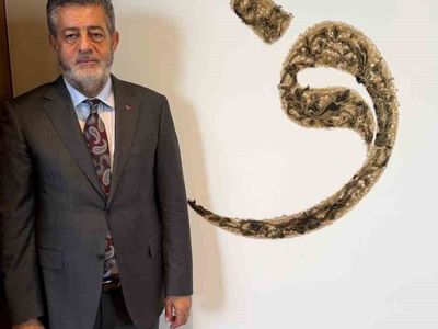 Siirt'te kaldırımdaki atık malzemelerdeki yangın kontrol altına alındı