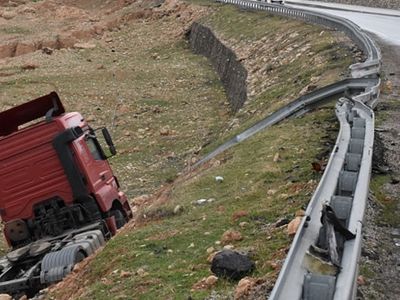 Şırnak-Cizre Kara Yolunda Zincirleme Kaza