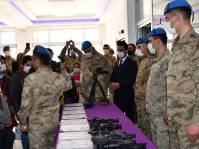 Şırnak'ta Öğrenciler, Komandolarla Bir Araya Geldi